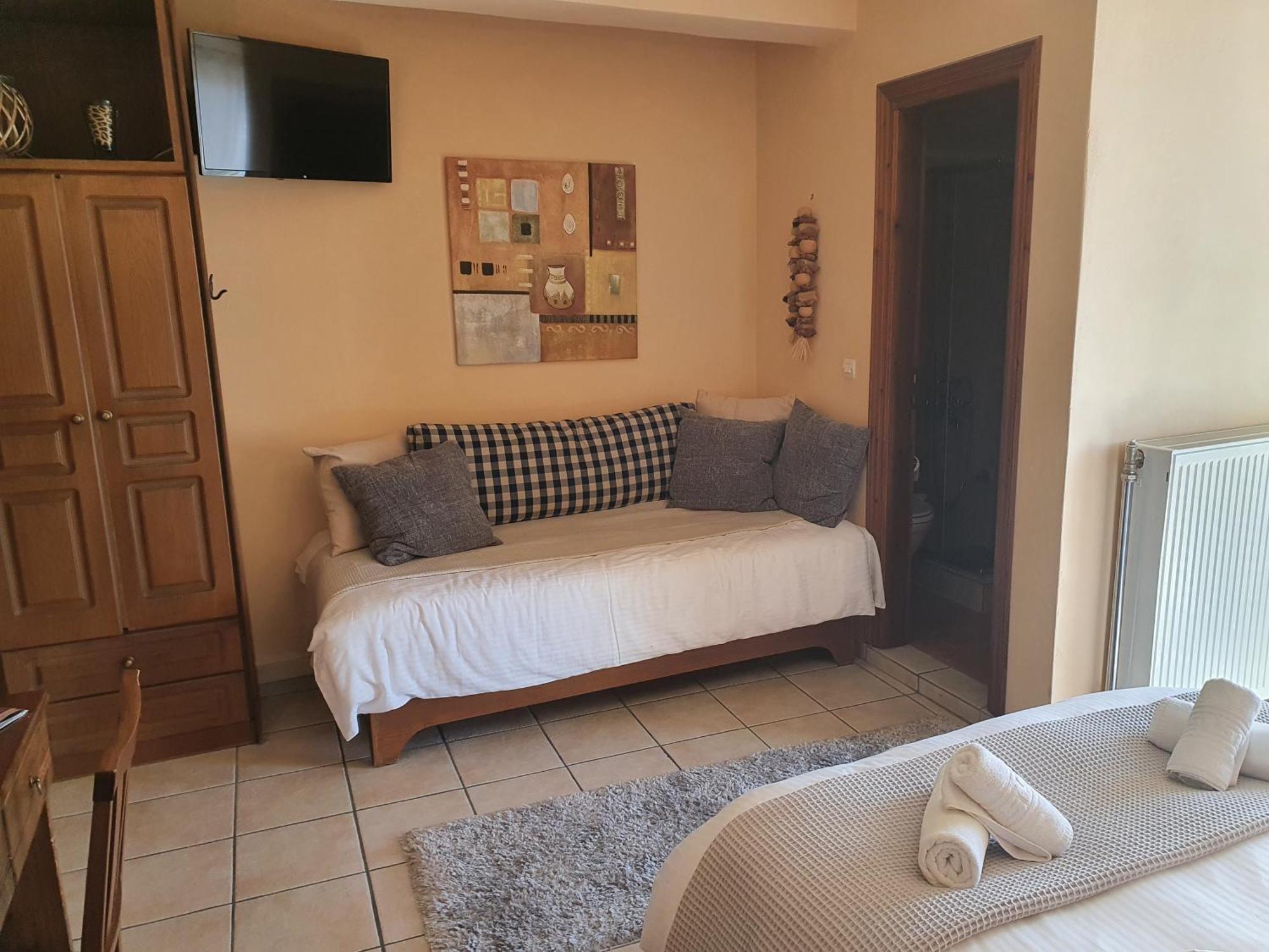 Semeli Guesthouse Karpenísion Exteriér fotografie