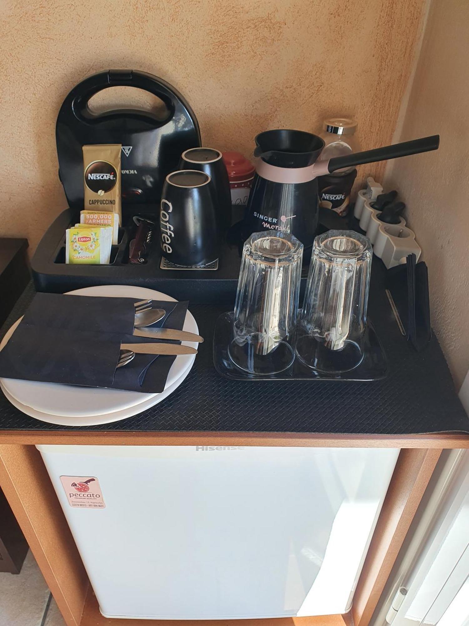 Semeli Guesthouse Karpenísion Exteriér fotografie