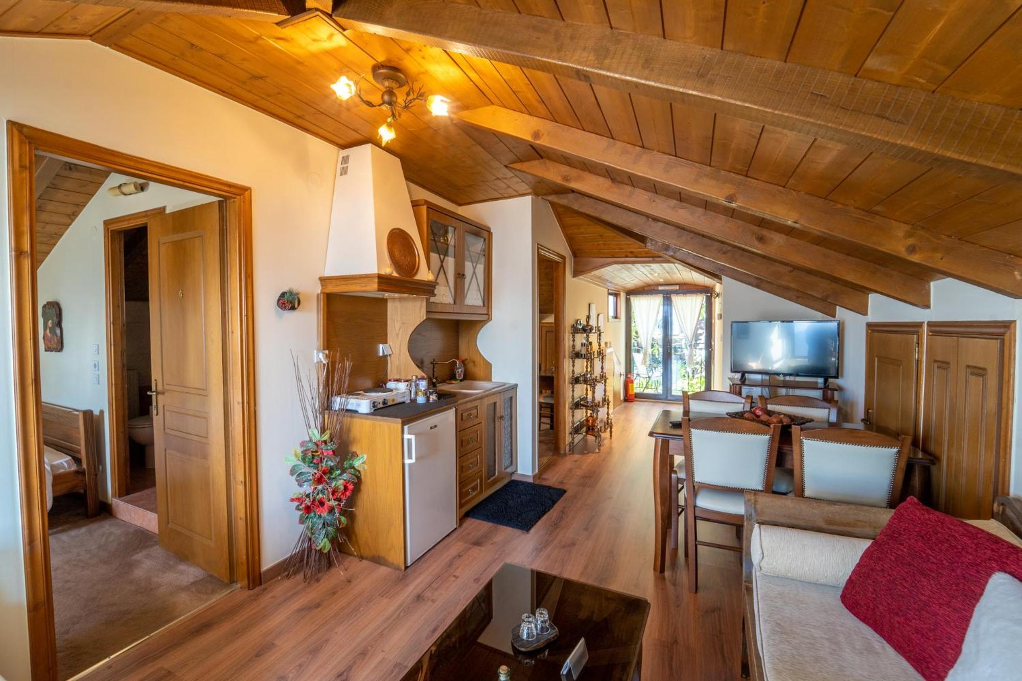 Semeli Guesthouse Karpenísion Exteriér fotografie