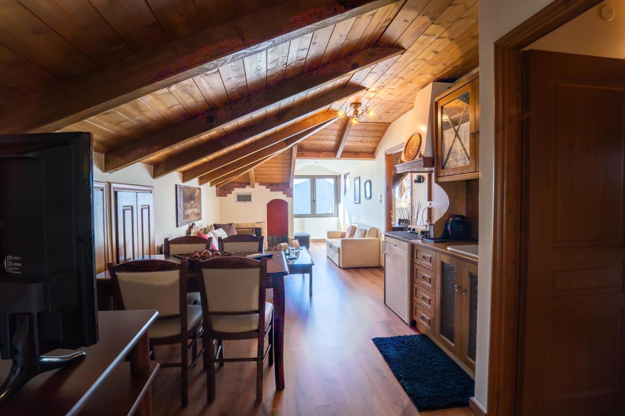 Semeli Guesthouse Karpenísion Exteriér fotografie