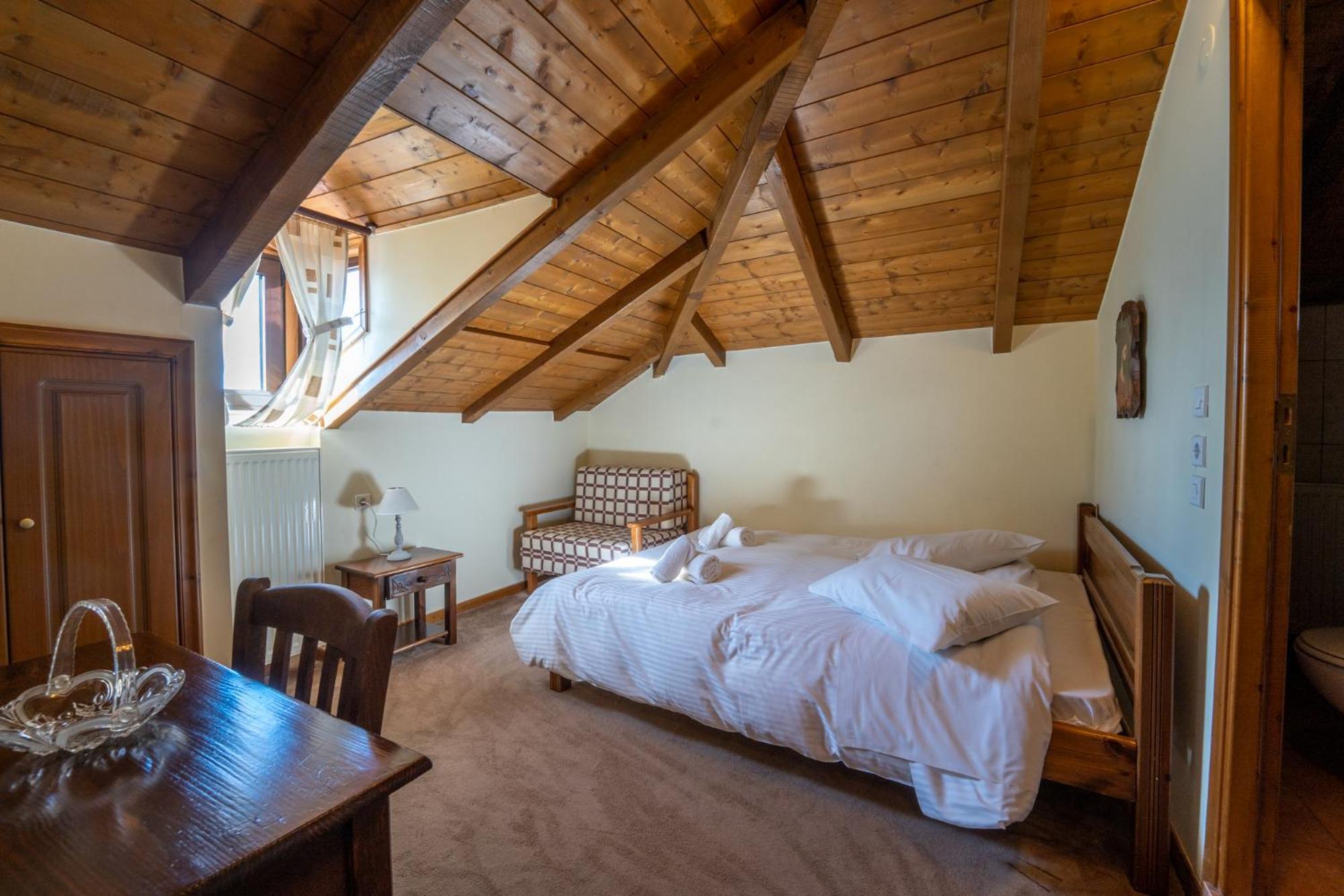 Semeli Guesthouse Karpenísion Exteriér fotografie
