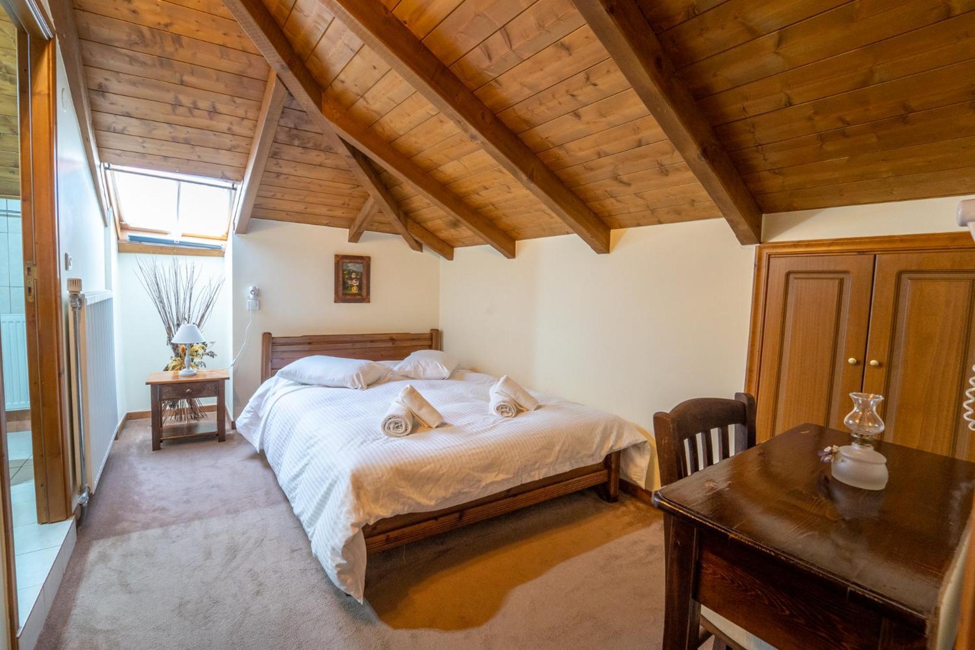 Semeli Guesthouse Karpenísion Exteriér fotografie