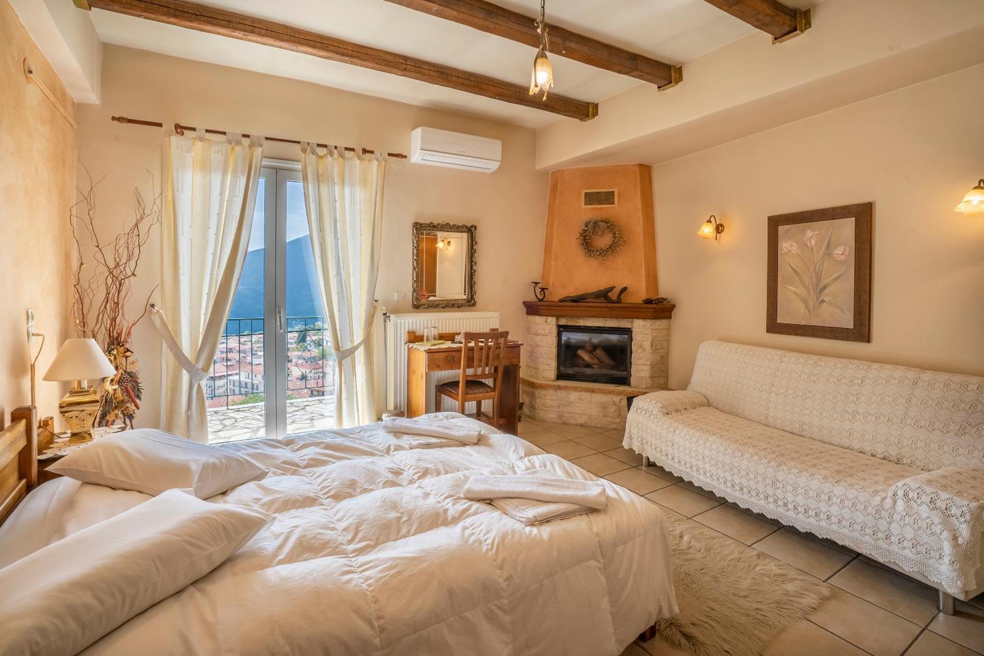 Semeli Guesthouse Karpenísion Exteriér fotografie
