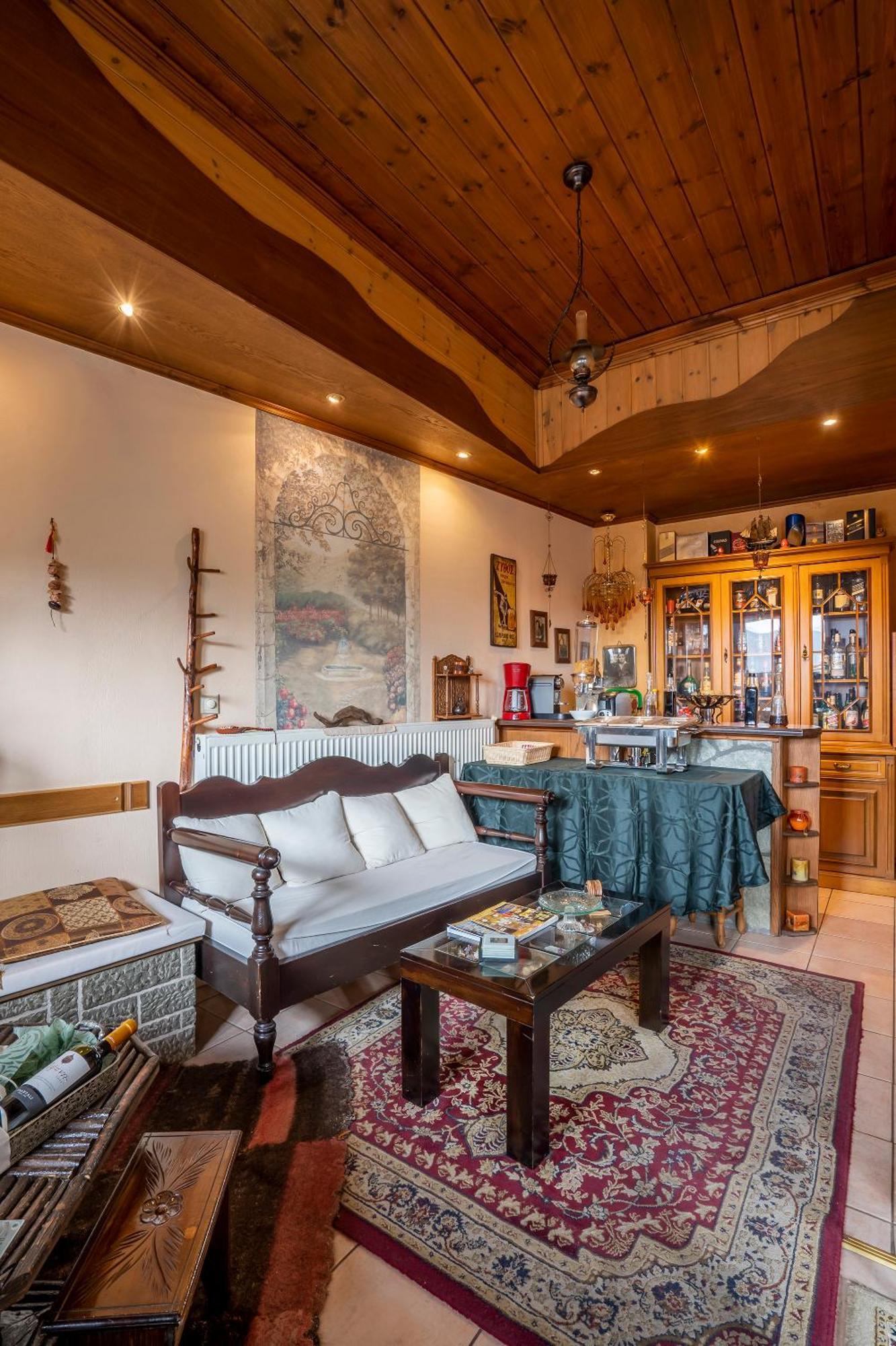Semeli Guesthouse Karpenísion Exteriér fotografie