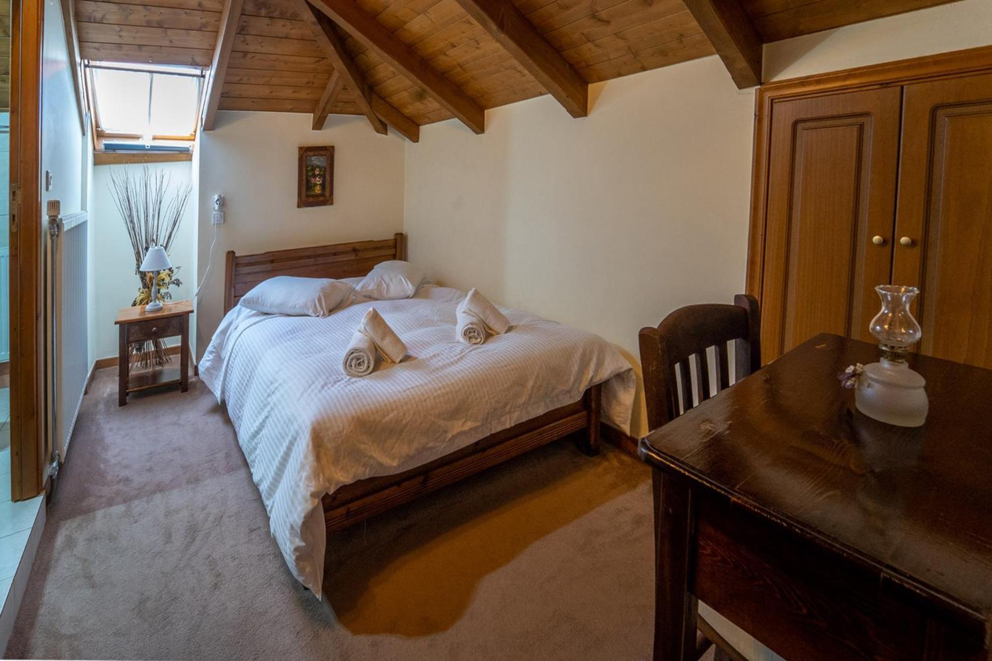Semeli Guesthouse Karpenísion Exteriér fotografie