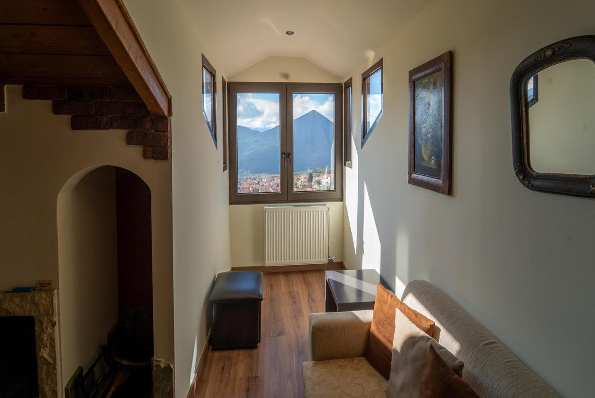 Semeli Guesthouse Karpenísion Exteriér fotografie